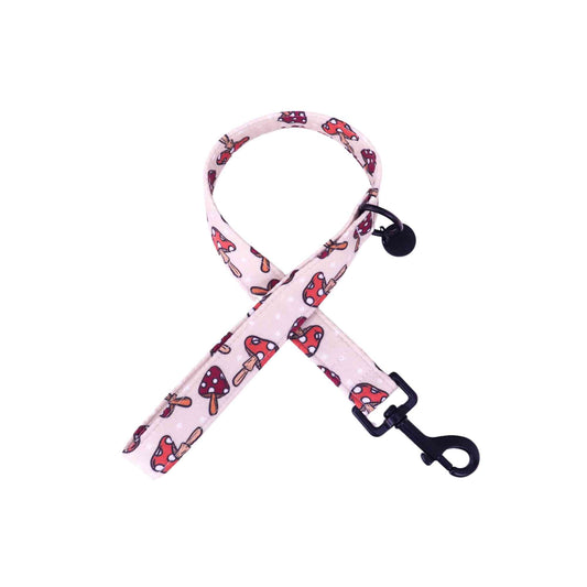"Toadstool Treasure" Leash