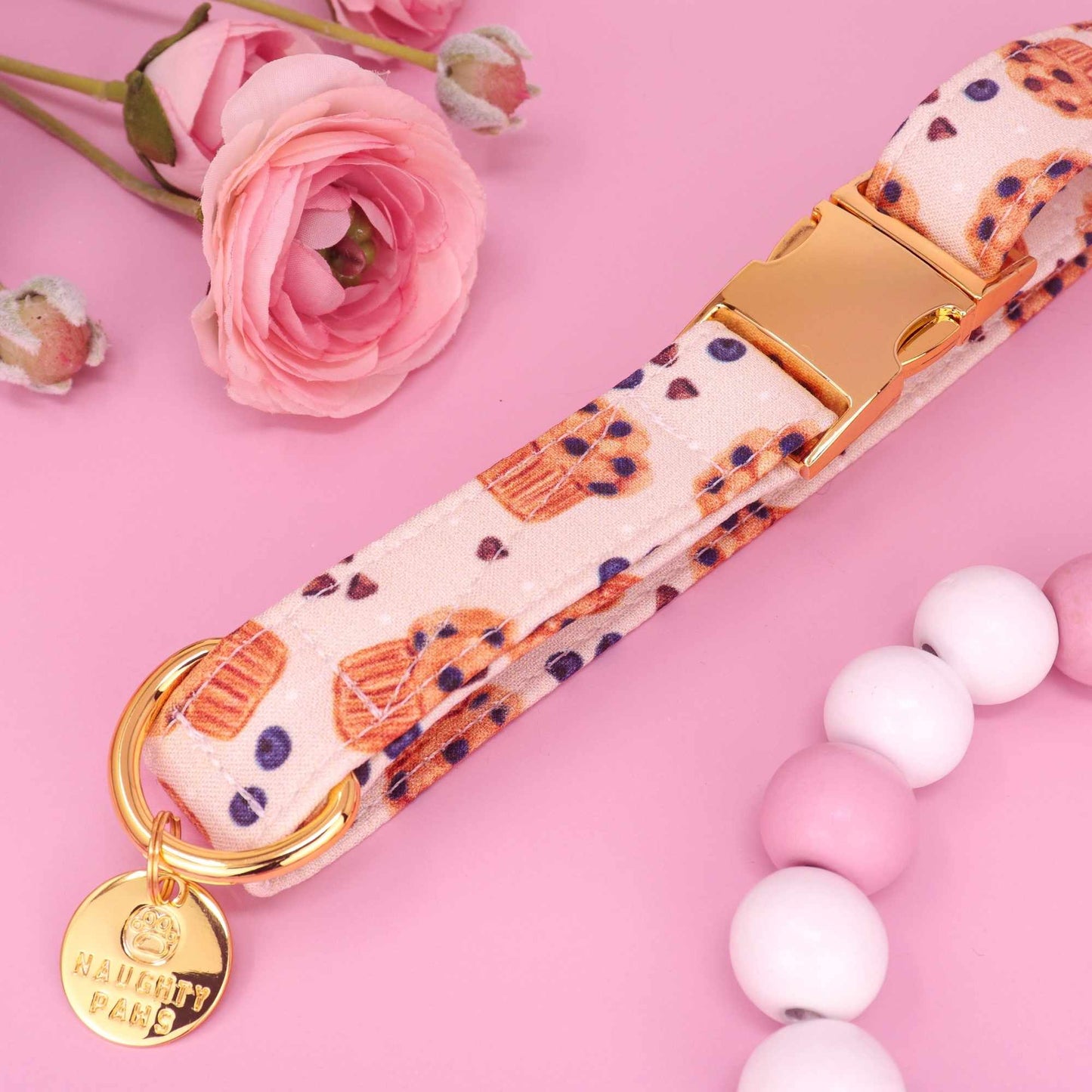 Handmade dog collar featuring blueberry muffins and cozy bakery design