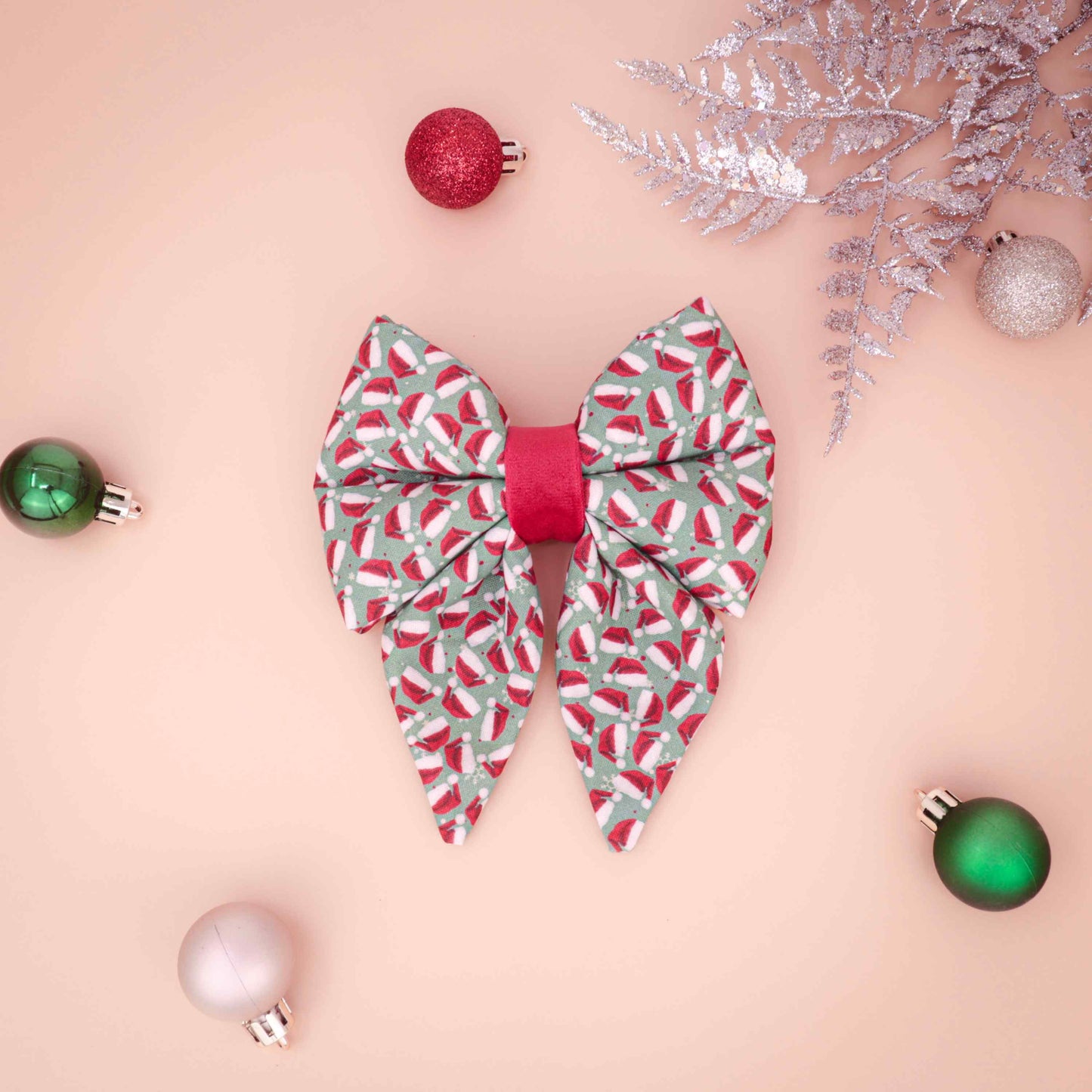 “Santa's Parade" Sailor Bow