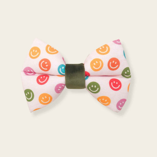 "Good Vibes Only" Puffy Bow Tie