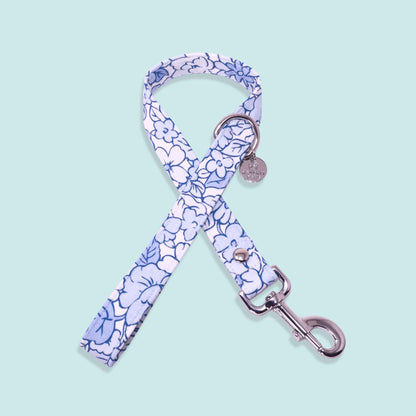 Blue floral dog leash with elegant flower pattern and silver hardware from the Blue Tide collection