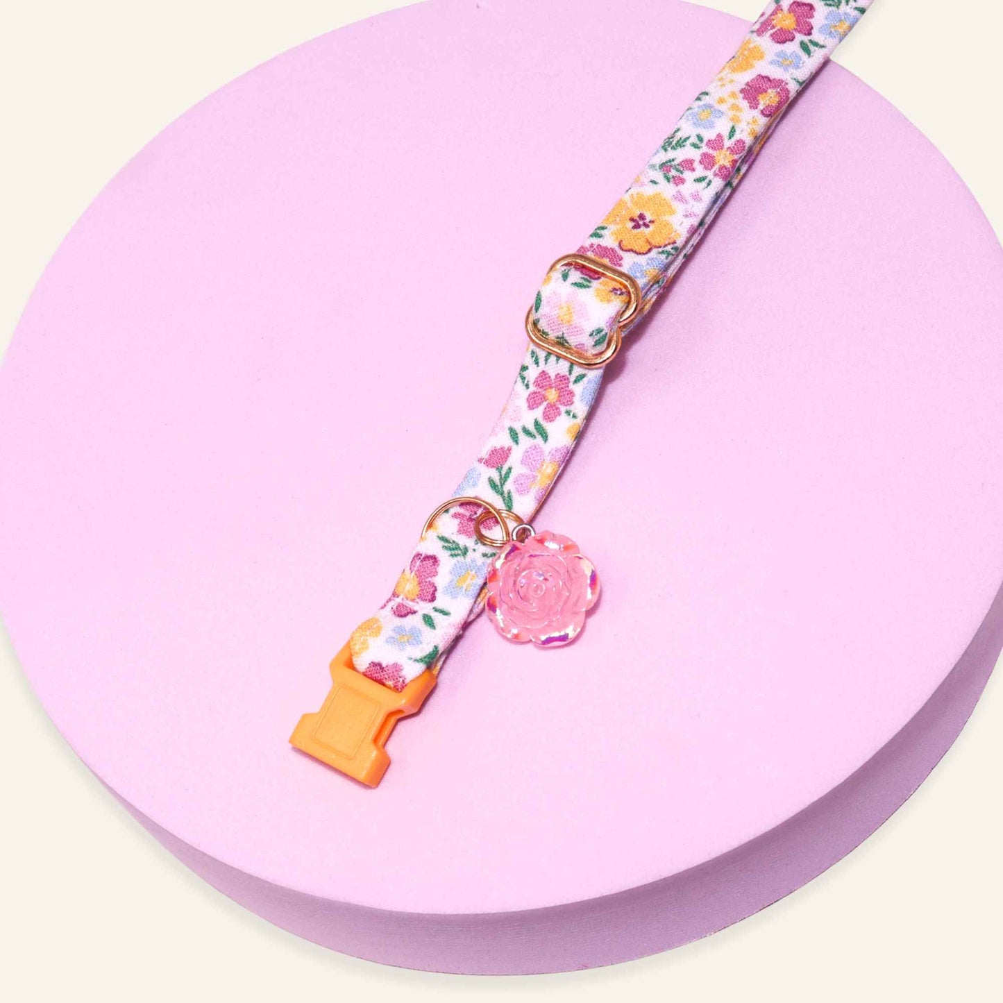 "Buttercup Garden" Breakaway Cat Collar